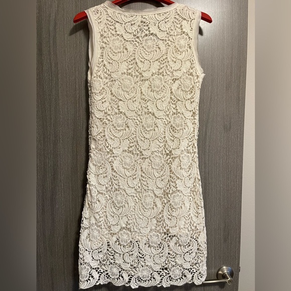 BLVD Lace and Linen Dress - Size Small - Picture 7 of 13